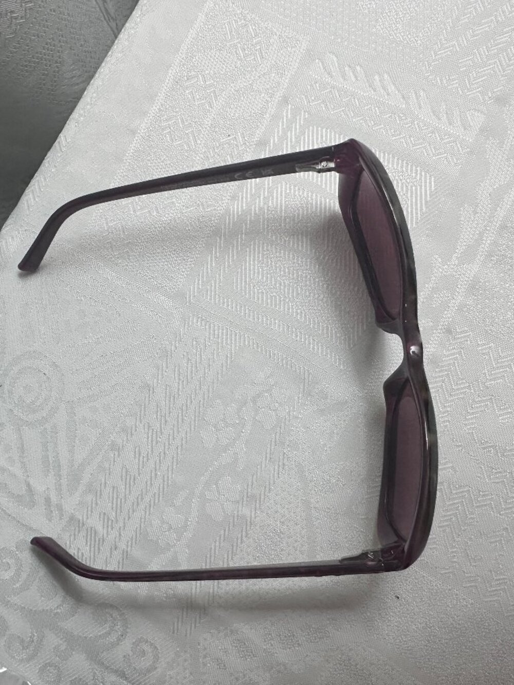 Maui Jim Orchid in Tortoise with Raspberry - Picture 5 of 14